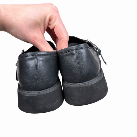 Charles & KeithWomen's Black Bow Buckled Mary Janes Women's Sz 39 - US 9 - Picture 7 of 10